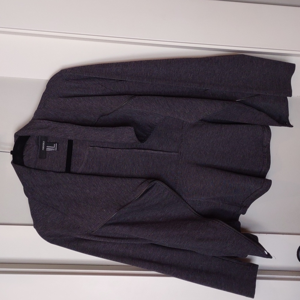 FOREVER 21 Sweater/Jacket/Blazer